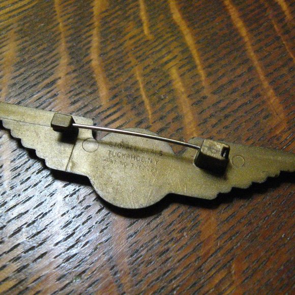 ✈️ Delta Air Lines Vintage Junior Pilot Wings - Picture 4 of 4